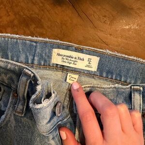 Abercrombie & Fitch Women's Ultra High Rise curve love jeans